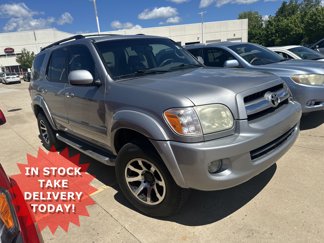 Used 2005 Toyota Sequoia SR5 image 1