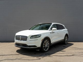 Used 2021 Lincoln Nautilus Reserve image 1