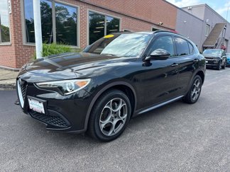 Used 2022 Alfa Romeo Stelvio Ti image 1