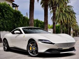 Used 2023 Ferrari Roma image 1