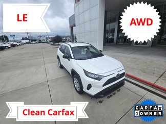 Used 2020 Toyota RAV4 LE image 1