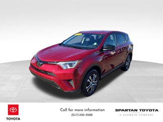 Used 2018 Toyota RAV4 LE image 1