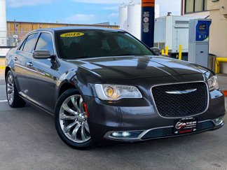 Used 2018 Chrysler 300 Limited image 1