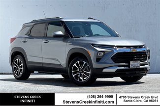 Used 2024 Chevrolet TrailBlazer LT image 1