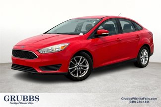 Used 2017 Ford Focus SE image 1