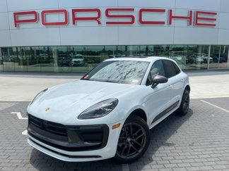 Used 2024 Porsche Macan image 1