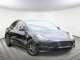 Used 2020 Tesla Model 3 Standard Range Plus image 1