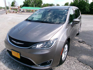 Used 2018 Chrysler Pacifica Touring Plus w/ Tire & Wheel Group image 1