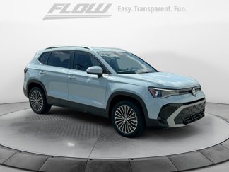 New 2025 Volkswagen Taos SE image 1