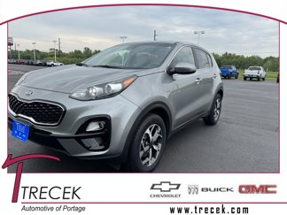 Used 2022 Kia Sportage LX image 1