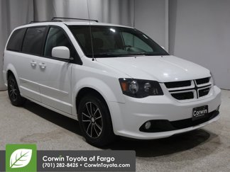 Used 2016 Dodge Grand Caravan R/T image 1