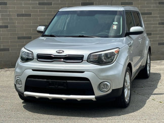 Used 2017 Kia Soul + image 1