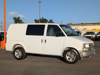 Used 2003 Chevrolet Astro w/ Convenience Pkg image 1