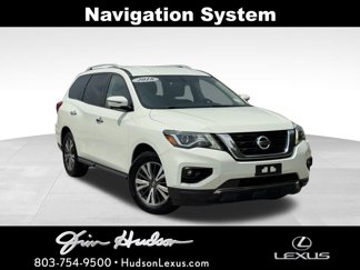 Used 2018 Nissan Pathfinder SL image 1
