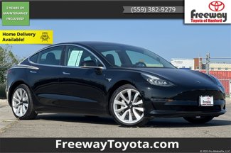 Used 2019 Tesla Model 3 Standard Range image 1