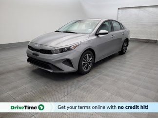 Used 2023 Kia Forte LXS image 1