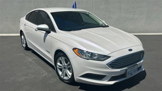 Certified 2018 Ford Fusion SE image 1