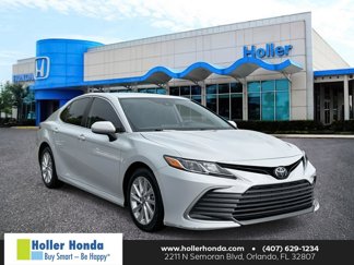Used 2023 Toyota Camry LE image 1