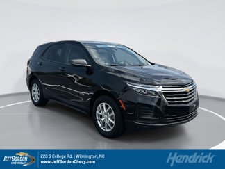 Used 2022 Chevrolet Equinox LS w/ LS Convenience Package image 1