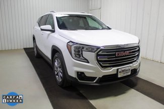 Used 2023 GMC Terrain SLT image 1