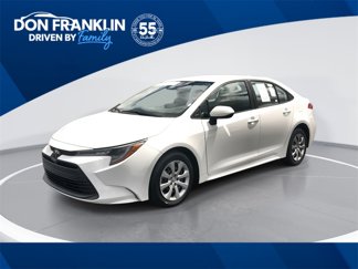 Used 2024 Toyota Corolla LE image 1