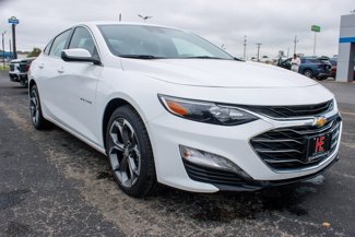 Used 2023 Chevrolet Malibu LT image 1
