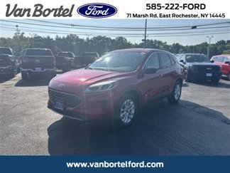 Certified 2022 Ford Escape SE w/ Cold Weather Package image 1