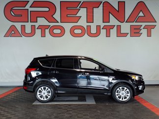 Used 2019 Ford Escape SE image 1
