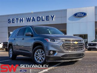 Used 2021 Chevrolet Traverse LT image 1