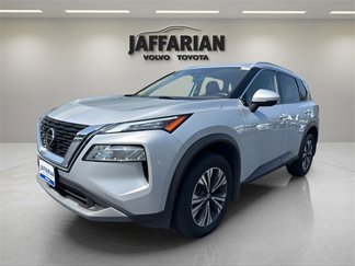 Used 2021 Nissan Rogue SV w/ Premium Package image 1
