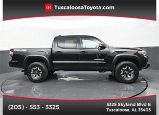 Used 2022 Toyota Tacoma TRD Off-Road w/ Technology Package image 1