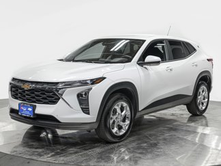 Used 2024 Chevrolet Trax LS w/ LS Convenience Package image 1
