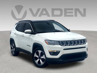 Used 2018 Jeep Compass Latitude w/ Popular Equipment Group image 1