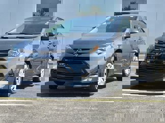 Used 2019 Toyota Corolla LE image 1