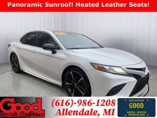 Used 2019 Toyota Camry XSE image 1