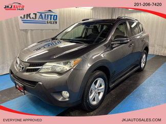 Used 2013 Toyota RAV4 XLE image 1