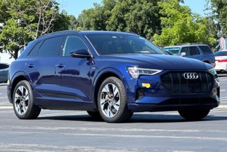 Used 2022 Audi e-tron Premium image 1