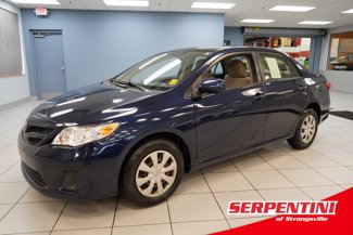 Used 2011 Toyota Corolla LE image 1