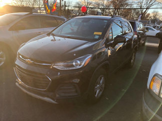 Used 2019 Chevrolet Trax LT w/ LT Convenience Package image 1