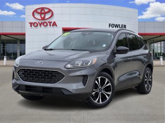 Used 2022 Ford Escape SE w/ SE Sport Appearance Package image 1