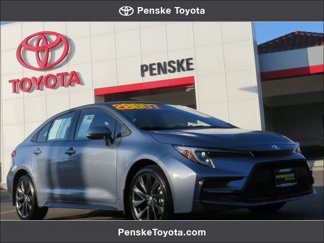 Certified 2025 Toyota Corolla SE image 1