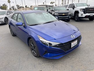 Used 2023 Hyundai Elantra SEL image 1