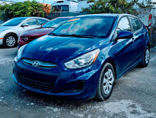 Used 2017 Hyundai Accent SE image 1