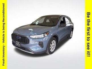 Used 2023 Ford Escape Active image 1