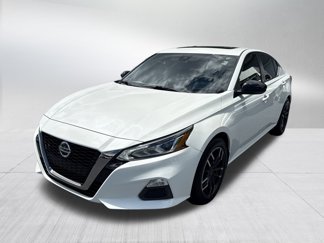 Used 2021 Nissan Altima 2.5 SR image 1