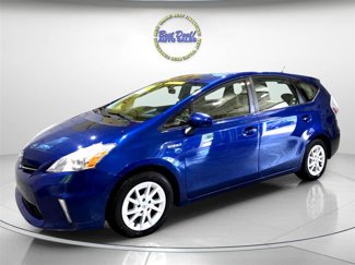 Used 2014 Toyota Prius V Three image 1