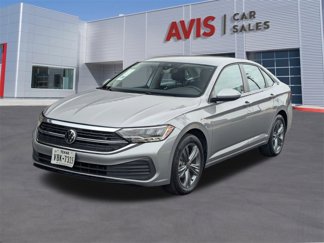 Used 2024 Volkswagen Jetta SE image 1