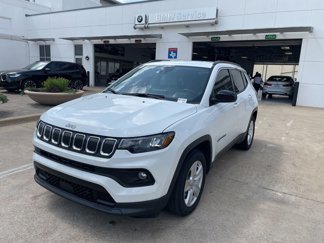 Used 2022 Jeep Compass Latitude w/ Convenience Group image 1