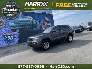 Used 2019 Jeep Grand Cherokee Laredo image 1
