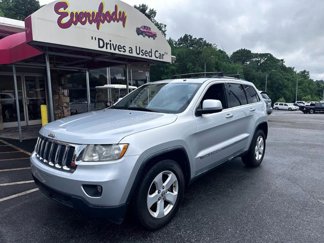Used 2011 Jeep Grand Cherokee Laredo image 1